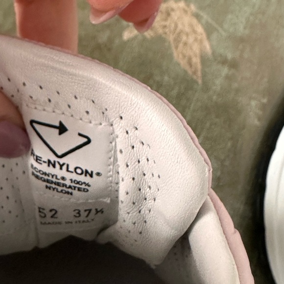 Prada Triangle Enameled sneakers - Picture 3 of 13